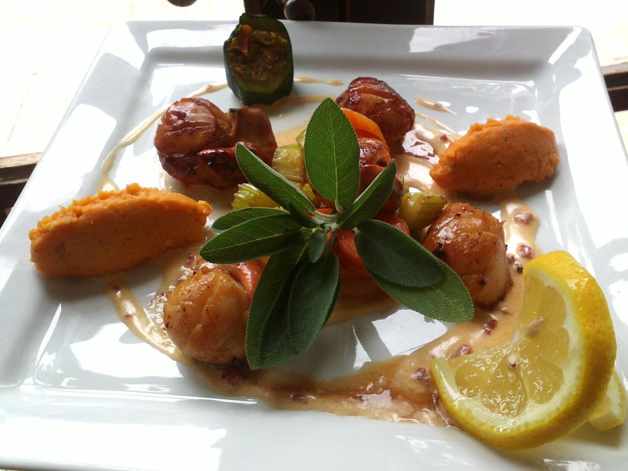 Logis Hostellerie Du Grand Duc Hotel Restaurant Gincla Εξωτερικό φωτογραφία