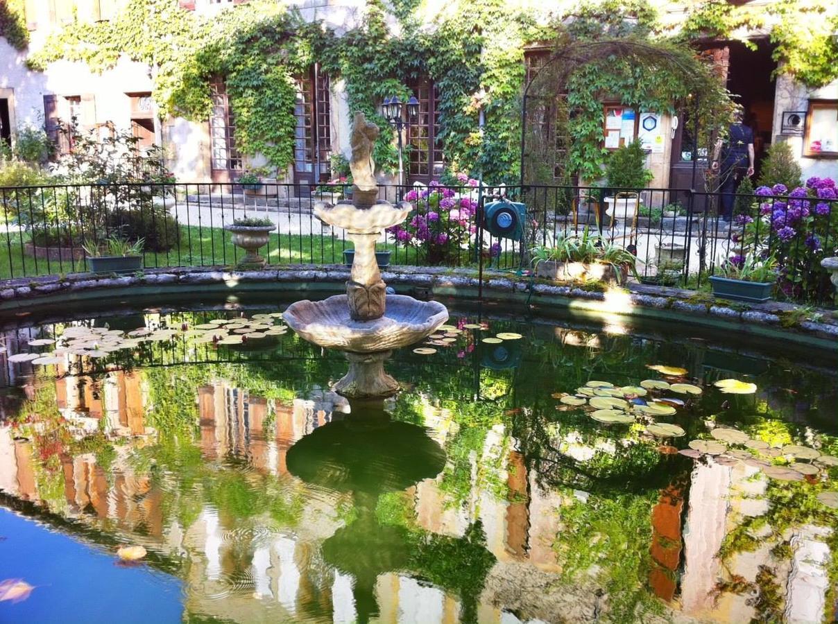 Logis Hostellerie Du Grand Duc Hotel Restaurant Gincla Εξωτερικό φωτογραφία