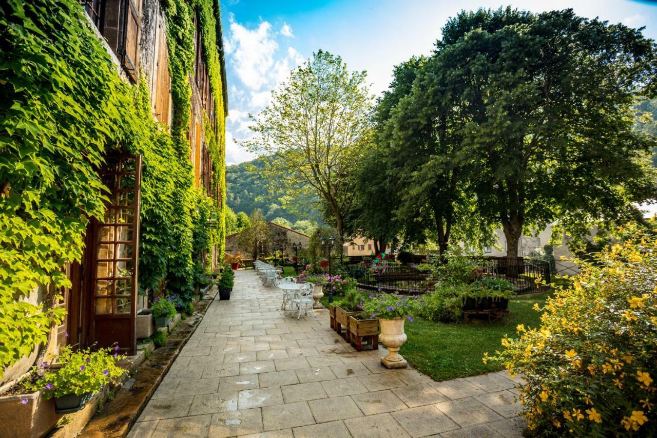 Logis Hostellerie Du Grand Duc Hotel Restaurant Gincla Εξωτερικό φωτογραφία