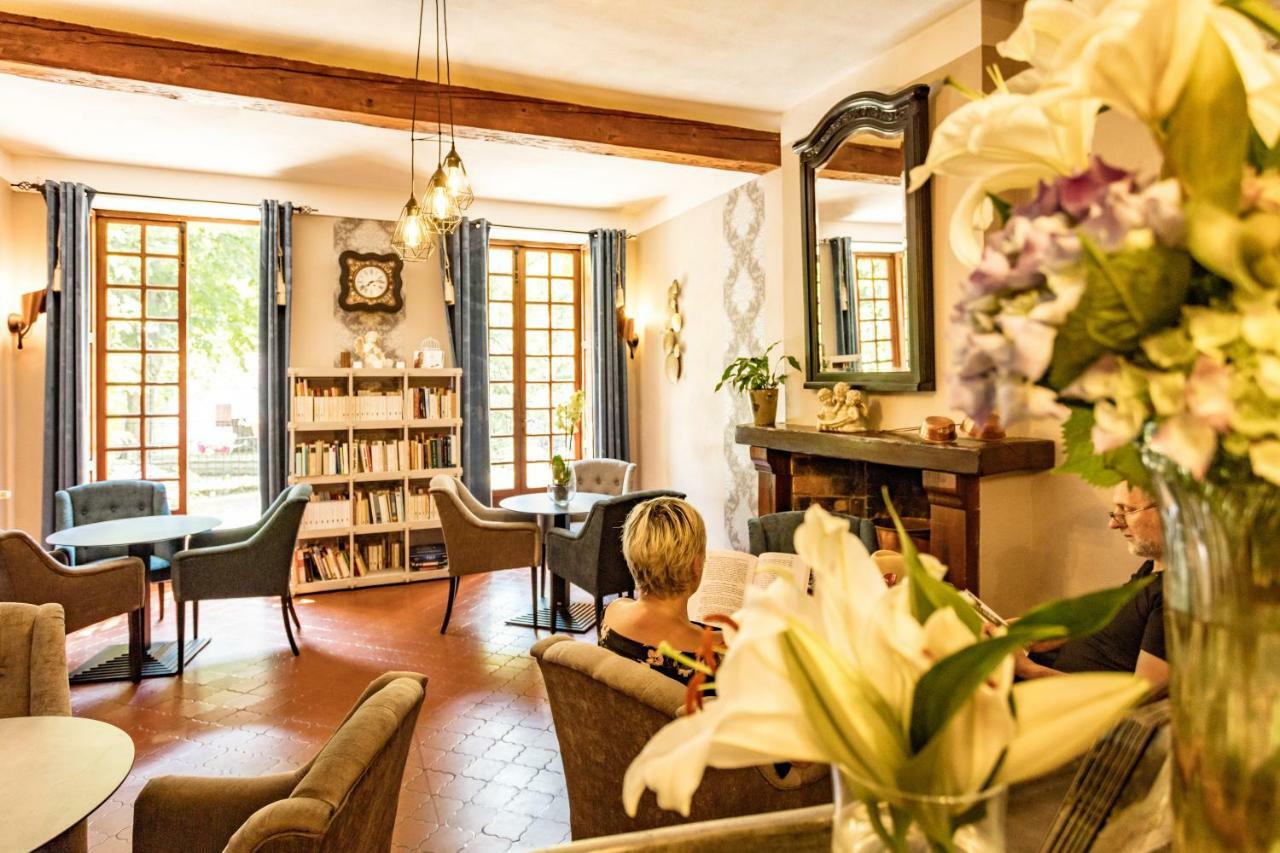 Logis Hostellerie Du Grand Duc Hotel Restaurant Gincla Εξωτερικό φωτογραφία
